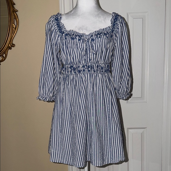 American Eagle Outfitters Dresses & Skirts - American Eagle Women's Blue & White Striped Puff Sleeve Embroidered Mini Dress S
